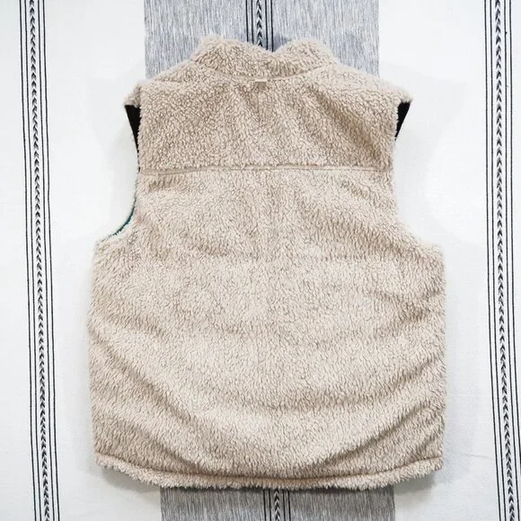 Patagonia Teal and Brown Vest - Picture 4 of 12